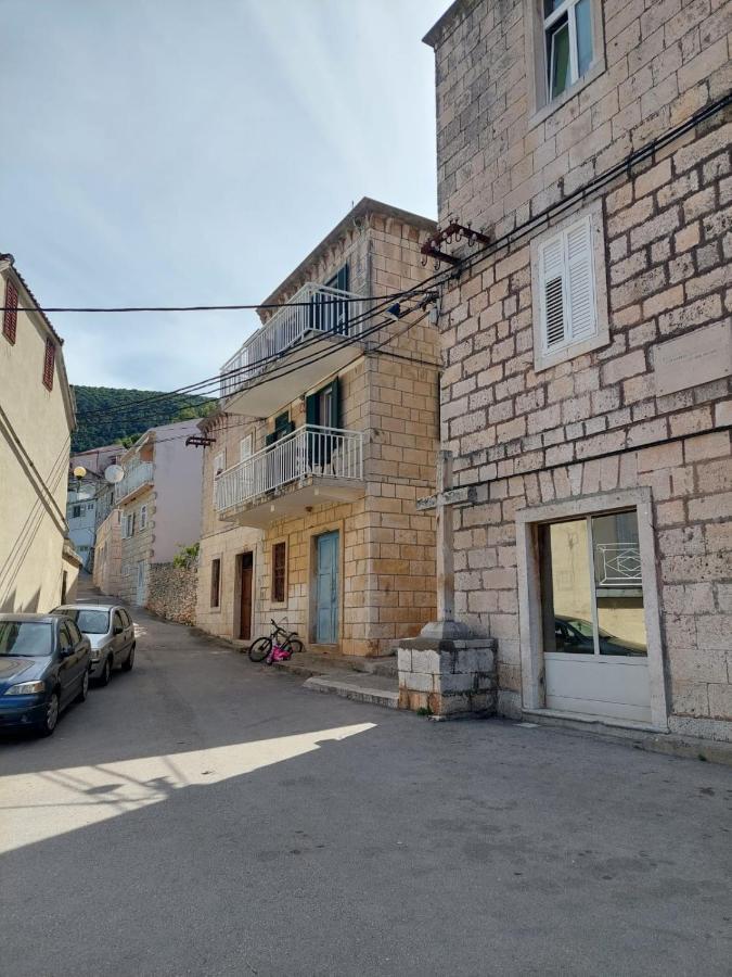 Apartmani Antonia Račišće Exterior foto