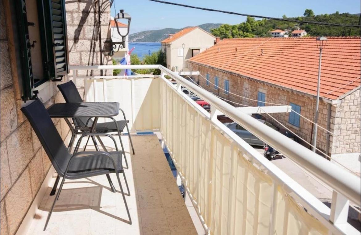 Apartmani Antonia Račišće Exterior foto